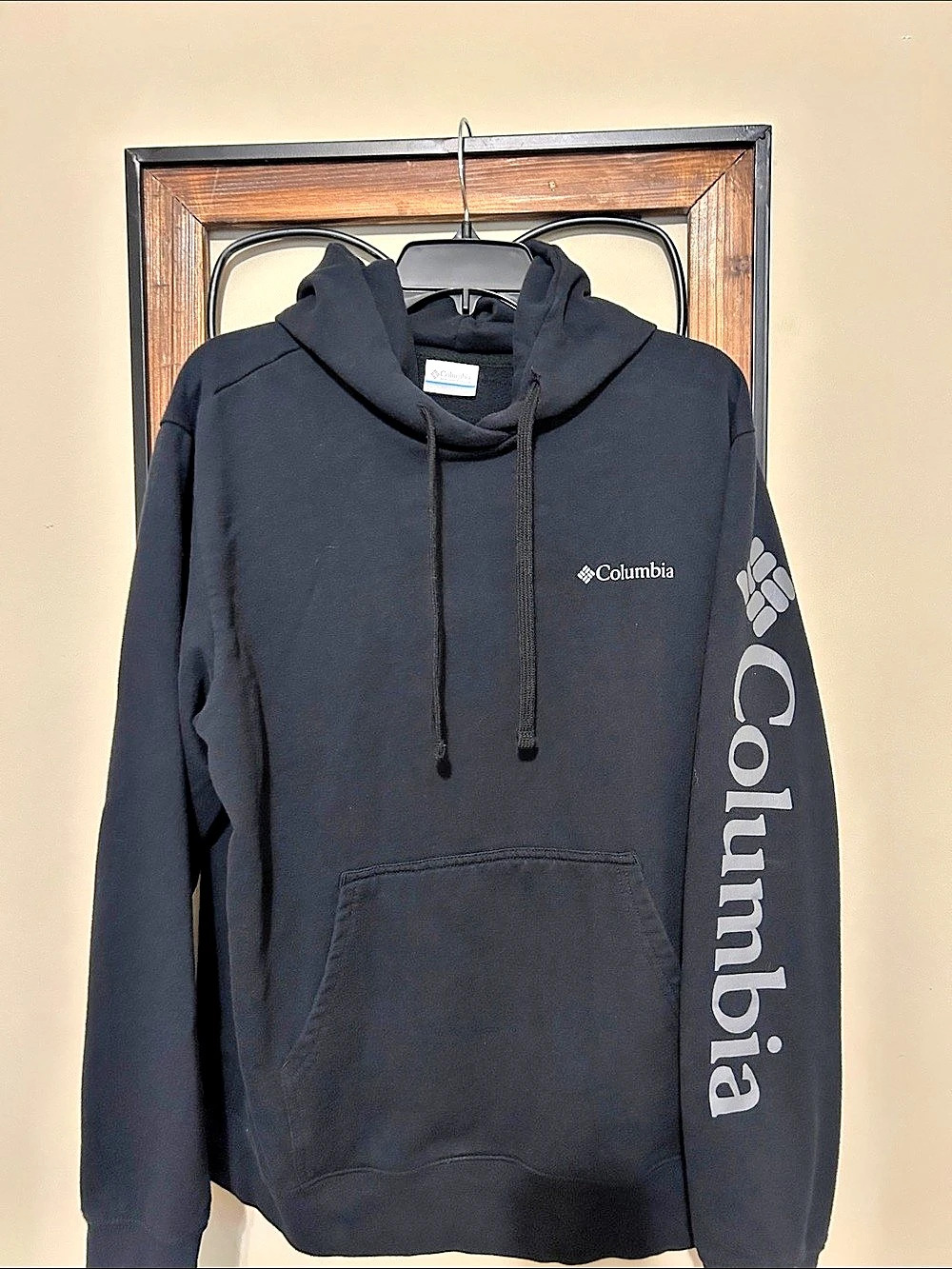 Columbia Men's Trek Hoodie Black Graphic